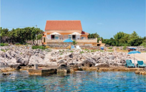 Stunning Home In Zastrazisce With Wifi